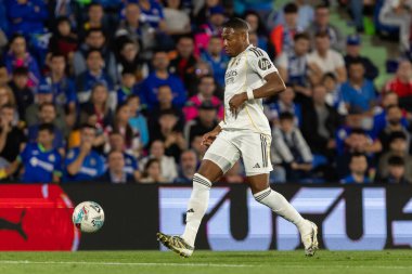 Madrid, İspanya - 19 Ekim 2025: Getafe FC ile Real Madrid arasındaki Liga maçı Getafe 'de oynandı. Maç sırasında Real Madrid oyuncuları. Profesyonel futbol. EA Spor Ligi 2025, 2026.