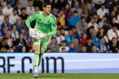 Madrid, İspanya - 19 Ekim 2025: Getafe FC ile Real Madrid arasındaki Liga maçı Getafe 'de oynandı. Maç sırasında Real Madrid oyuncuları. Profesyonel futbol. EA Spor Ligi 2025, 2026.