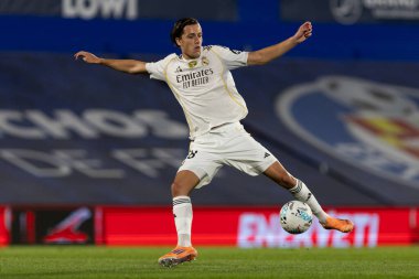Madrid, İspanya - 19 Ekim 2025: Getafe FC ile Real Madrid arasındaki Liga maçı Getafe 'de oynandı. Maç sırasında Real Madrid oyuncuları. Profesyonel futbol. EA Spor Ligi 2025, 2026.