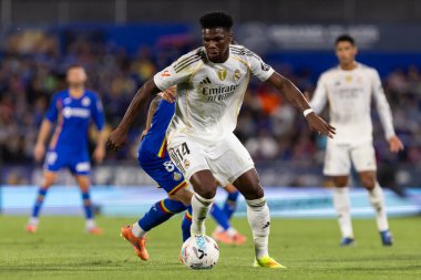Madrid, İspanya - 19 Ekim 2025: Getafe FC ile Real Madrid arasındaki Liga maçı Getafe 'de oynandı. Maç sırasında Real Madrid oyuncuları. Profesyonel futbol. EA Spor Ligi 2025, 2026.