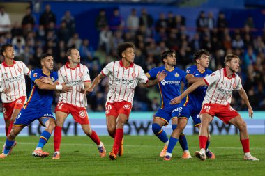 Madrid, İspanya - 31 Ekim 2025: Getafe FC ile Girona FC arasındaki lig maçı Madrid 'de oynandı. Maç sırasında Girona oyuncuları. EA Spor Ligi.