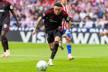 Madrid, İspanya - 1 Kasım 2025: Madrid 'de Atletico Madrid ile Sevilla FC arasında oynanan lig maçı. Maç sırasında Sevilla FC oyuncuları. Sevilla FC takımı. EA Spor Ligi 2025