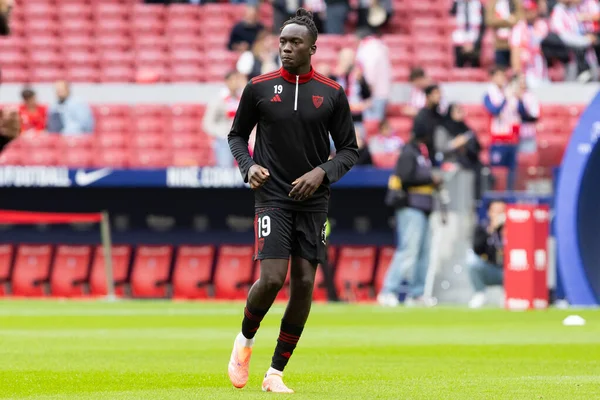 Madrid, İspanya - 1 Kasım 2025: Madrid 'de Atletico Madrid ile Sevilla FC arasında oynanan lig maçı. Maç sırasında Sevilla FC oyuncuları. Sevilla FC takımı. EA Spor Ligi 2025