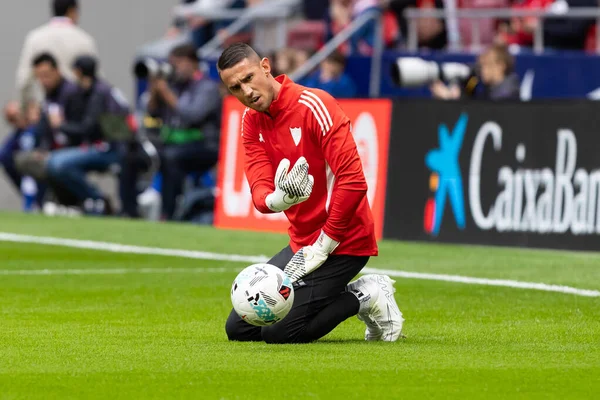 Madrid, İspanya - 1 Kasım 2025: Madrid 'de Atletico Madrid ile Sevilla FC arasında oynanan lig maçı. Maç sırasında Sevilla FC oyuncuları. Sevilla FC takımı. EA Spor Ligi 2025