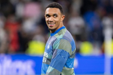 Madrid, İspanya - 1 Kasım 2025: Real Madrid ve Valencia FC arasındaki lig maçı. Maç sırasında Real Madrid oyuncuları. EA Spor Ligi 2025.