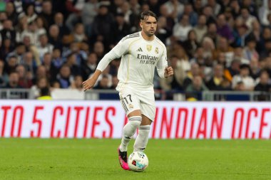 Madrid, İspanya - 1 Kasım 2025: Real Madrid ve Valencia FC arasındaki lig maçı. Maç sırasında Real Madrid oyuncuları. EA Spor Ligi 2025.