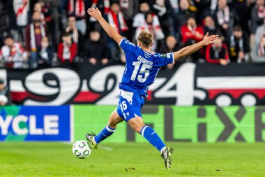 Madrid, İspanya - 6 Kasım 2025: UEFA Konferans Ligi maçı Madrid 'de Rayo Vallecano ve Lich Poznan arasında oynandı. Maç sırasında Lich oyuncuları. Konferans Birliği.