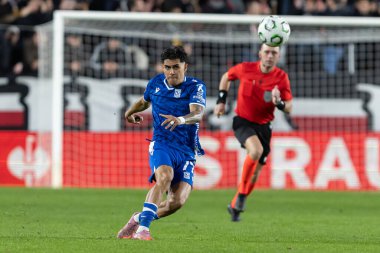 Madrid, İspanya - 6 Kasım 2025: UEFA Konferans Ligi maçı Madrid 'de Rayo Vallecano ve Lich Poznan arasında oynandı. Maç sırasında Lich oyuncuları. Konferans Birliği.