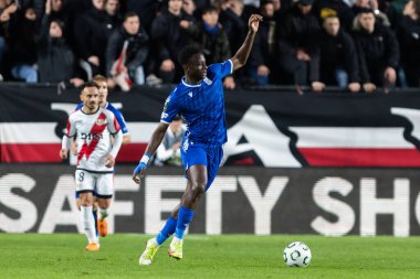 Madrid, İspanya - 6 Kasım 2025: UEFA Konferans Ligi maçı Madrid 'de Rayo Vallecano ve Lich Poznan arasında oynandı. Maç sırasında Lich oyuncuları. Konferans Birliği.