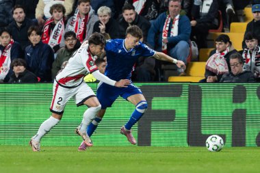 Madrid, İspanya - 6 Kasım 2025: UEFA Konferans Ligi eleme maçı Madrid 'de Rayo Vallecano ve Lich Poznan arasında oynandı. Rayo Vallecano oyuncuları. Konferans Birliği