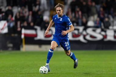 Madrid, İspanya - 6 Kasım 2025: UEFA Konferans Ligi maçı Madrid 'de Rayo Vallecano ve Lich Poznan arasında oynandı. Maç sırasında Lich oyuncuları. Konferans Birliği.