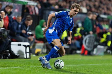 Madrid, İspanya - 6 Kasım 2025: UEFA Konferans Ligi maçı Madrid 'de Rayo Vallecano ve Lich Poznan arasında oynandı. Maç sırasında Lich oyuncuları. Konferans Birliği.