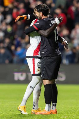 Madrid, İspanya - 6 Kasım 2025: UEFA Konferans Ligi eleme maçı Madrid 'de Rayo Vallecano ve Lich Poznan arasında oynandı. Rayo Vallecano oyuncuları. Konferans Birliği