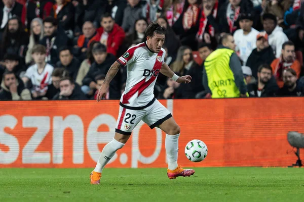 Madrid, İspanya - 6 Kasım 2025: UEFA Konferans Ligi eleme maçı Madrid 'de Rayo Vallecano ve Lich Poznan arasında oynandı. Rayo Vallecano oyuncuları. Konferans Birliği