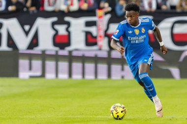 Madrid, İspanya - 9 Kasım 2025: Rayo Vallecano ile Real Madrid arasındaki lig maçı Vallecas 'ta oynandı. Maç sırasında Real Madrid oyuncuları. EA Spor Ligi. Profesyonel futbol..