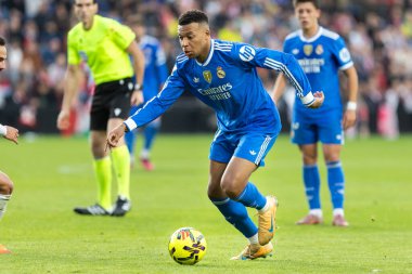 Madrid, İspanya - 9 Kasım 2025: Rayo Vallecano ile Real Madrid arasındaki lig maçı Vallecas 'ta oynandı. Maç sırasında Real Madrid oyuncuları. EA Spor Ligi. Profesyonel futbol..