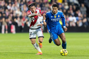 Madrid, İspanya - 9 Kasım 2025: Rayo Vallecano ile Real Madrid arasındaki lig maçı Vallecas 'ta oynandı. Maç sırasında Real Madrid oyuncuları. EA Spor Ligi. Profesyonel futbol..