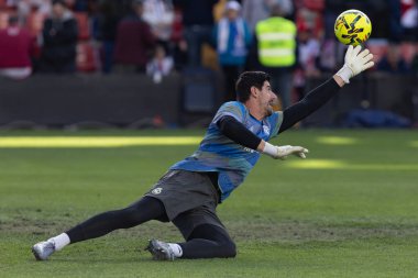 Madrid, İspanya - 9 Kasım 2025: Rayo Vallecano ile Real Madrid arasındaki lig maçı Vallecas 'ta oynandı. Maç sırasında Real Madrid oyuncuları. EA Spor Ligi. Profesyonel futbol..