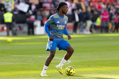 Madrid, İspanya - 9 Kasım 2025: Rayo Vallecano ile Real Madrid arasındaki lig maçı Vallecas 'ta oynandı. Maç sırasında Real Madrid oyuncuları. EA Spor Ligi. Profesyonel futbol..