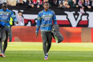 Madrid, İspanya - 9 Kasım 2025: Rayo Vallecano ile Real Madrid arasındaki lig maçı Vallecas 'ta oynandı. Maç sırasında Real Madrid oyuncuları. EA Spor Ligi. Profesyonel futbol..