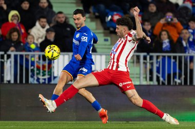 Madrid, İspanya - 23 Kasım 2025: Getafe CF ve Atltico de Madrid arasında oynanan lig maçı. Futbolcular. EA Spor Ligi. İspanya Ligi. Toplu futbolcular..