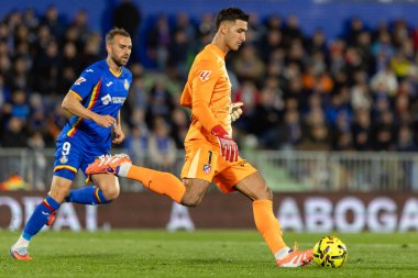 Madrid, İspanya - 23 Kasım 2025: Getafe CF ve Atltico de Madrid arasında oynanan lig maçı. Futbolcular. EA Spor Ligi. İspanya Ligi. Toplu futbolcular..