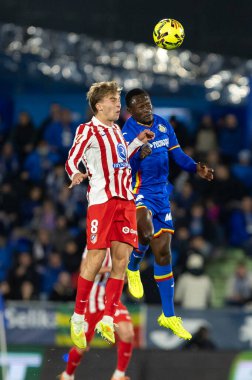 Madrid, İspanya - 23 Kasım 2025: Getafe CF ve Atltico de Madrid arasında oynanan lig maçı. Futbolcular. EA Spor Ligi. İspanya Ligi. Toplu futbolcular..