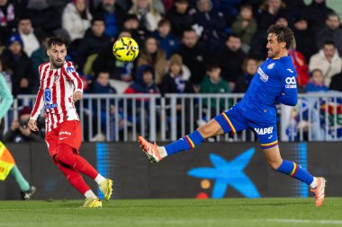 Madrid, İspanya - 23 Kasım 2025: Getafe CF ve Atltico de Madrid arasında oynanan lig maçı. Futbolcular. EA Spor Ligi. İspanya Ligi. Toplu futbolcular..