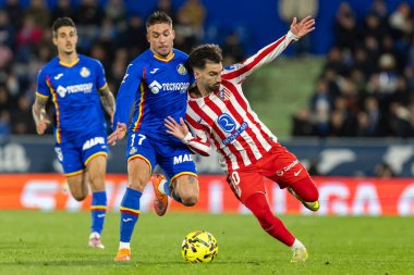 Madrid, İspanya - 23 Kasım 2025: Getafe CF ve Atltico de Madrid arasında oynanan lig maçı. Futbolcular. EA Spor Ligi. İspanya Ligi. Toplu futbolcular..