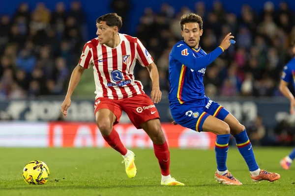 Madrid, İspanya - 23 Kasım 2025: Getafe CF ve Atltico de Madrid arasında oynanan lig maçı. Futbolcular. EA Spor Ligi. İspanya Ligi. Toplu futbolcular..