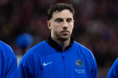Madrid, İspanya - 26 Kasım 2025: Atletico Madrid ile Inter Milan arasında oynanan Şampiyonlar Ligi maçı. Maç sırasında Inter Milan oyuncuları. Seri A