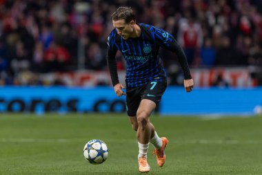 Madrid, İspanya - 26 Kasım 2025: Atletico Madrid ile Inter Milan arasında oynanan Şampiyonlar Ligi maçı. Maç sırasında Inter Milan oyuncuları. Seri A