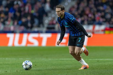 Madrid, İspanya - 26 Kasım 2025: Atletico Madrid ile Inter Milan arasında oynanan Şampiyonlar Ligi maçı. Maç sırasında Inter Milan oyuncuları. Seri A