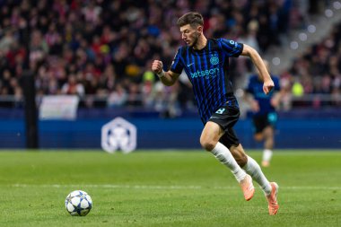 Madrid, İspanya - 26 Kasım 2025: Atletico Madrid ile Inter Milan arasında oynanan Şampiyonlar Ligi maçı. Maç sırasında Inter Milan oyuncuları. Seri A
