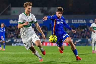 Madrid, İspanya - 28 Kasım 2025: Getafe CF ile Elche CF arasındaki lig maçı Getafe 'de oynandı. Maç sırasında Elche CF oyuncuları. EA Spor Ligi 2025.