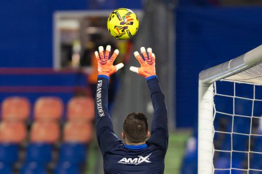 Madrid, İspanya - 28 Kasım 2025: Getafe CF ile Elche CF arasındaki lig maçı Getafe 'de oynandı. Maç sırasında Elche CF oyuncuları. EA Spor Ligi 2025.