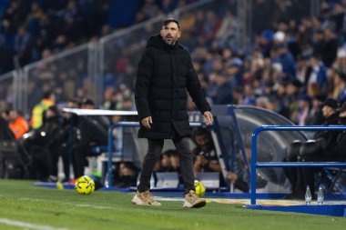 Madrid, İspanya - 28 Kasım 2025: Getafe CF ile Elche CF arasındaki lig maçı Getafe 'de oynandı. Maç sırasında Elche CF oyuncuları. EA Spor Ligi 2025.