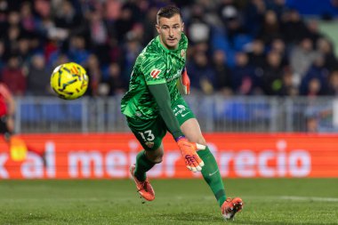 Madrid, İspanya - 28 Kasım 2025: Getafe CF ile Elche CF arasındaki lig maçı Getafe 'de oynandı. Maç sırasında Elche CF oyuncuları. EA Spor Ligi 2025.