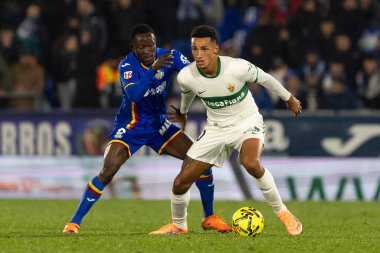 Madrid, İspanya - 28 Kasım 2025: Getafe CF ile Elche CF arasındaki lig maçı Getafe 'de oynandı. Maç sırasında Elche CF oyuncuları. EA Spor Ligi 2025.