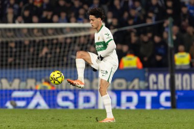 Madrid, İspanya - 28 Kasım 2025: Getafe CF ile Elche CF arasındaki lig maçı Getafe 'de oynandı. Maç sırasında Elche CF oyuncuları. EA Spor Ligi 2025.