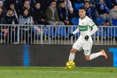 Madrid, İspanya - 28 Kasım 2025: Getafe CF ile Elche CF arasındaki lig maçı Getafe 'de oynandı. Maç sırasında Elche CF oyuncuları. EA Spor Ligi 2025.