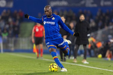 Madrid, İspanya - 28 Kasım 2025: Getafe CF ile Elche CF arasındaki lig maçı Getafe 'de oynandı. Maç sırasında Elche CF oyuncuları. EA Spor Ligi 2025.