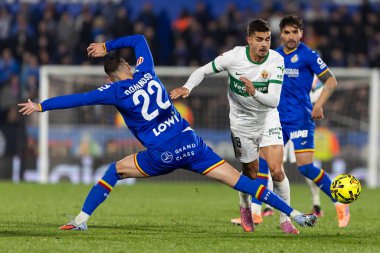 Madrid, İspanya - 28 Kasım 2025: Getafe CF ile Elche CF arasındaki lig maçı Getafe 'de oynandı. Maç sırasında Elche CF oyuncuları. EA Spor Ligi 2025.