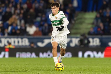 Madrid, İspanya - 28 Kasım 2025: Getafe CF ile Elche CF arasındaki lig maçı Getafe 'de oynandı. Maç sırasında Elche CF oyuncuları. EA Spor Ligi 2025.