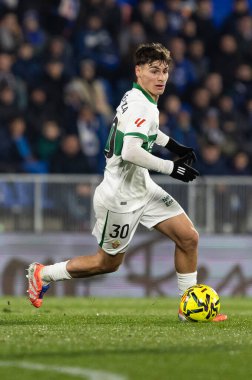 Madrid, İspanya - 28 Kasım 2025: Getafe CF ile Elche CF arasındaki lig maçı Getafe 'de oynandı. Maç sırasında Elche CF oyuncuları. EA Spor Ligi 2025.