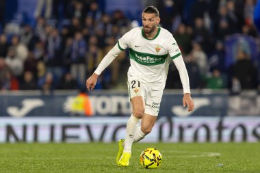 Madrid, İspanya - 28 Kasım 2025: Getafe CF ile Elche CF arasındaki lig maçı Getafe 'de oynandı. Maç sırasında Elche CF oyuncuları. EA Spor Ligi 2025.