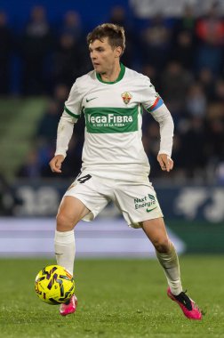 Madrid, İspanya - 28 Kasım 2025: Getafe CF ile Elche CF arasındaki lig maçı Getafe 'de oynandı. Maç sırasında Elche CF oyuncuları. EA Spor Ligi 2025.