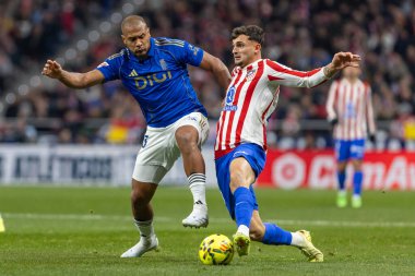 Madrid, İspanya - 29 Kasım 2025: Atletico Madrid ile Real Oviedo arasındaki lig maçı Madrid 'de oynandı. Maç sırasında Oviedo oyuncuları. EA Spor Ligi 2025.