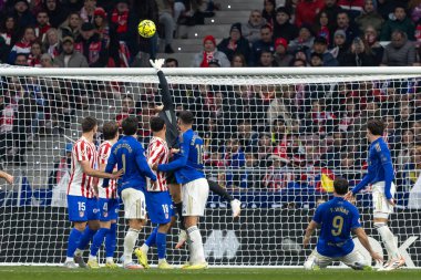 Madrid, İspanya - 29 Kasım 2025: Atletico Madrid ile Real Oviedo arasındaki lig maçı Madrid 'de oynandı. Maç sırasında Oviedo oyuncuları. EA Spor Ligi 2025.