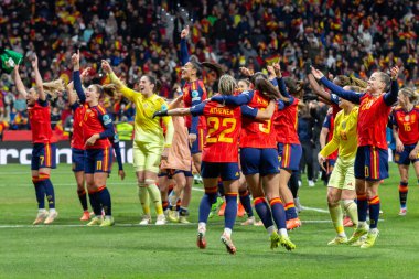 Madrid, İspanya - 2 Aralık 2025: İspanya ile Almanya arasındaki Bayanlar Milletler Ligi finali Madrid 'de oynandı. İspanyol takımı kupayı Kral VI. Felipe ile birlikte alır..
